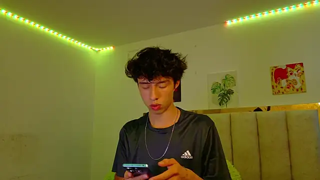 Juanmres online show from 06/09/26, 05:46