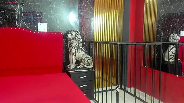 Snapshot of _nicolesweet chatting on 12/03/25, 07:23 nicolesweet online show from 12/03/25, 07:23