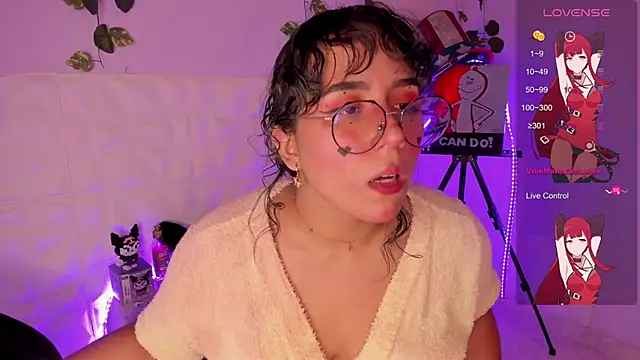 Ludovica6669 online show from 02/05/25, 07:20