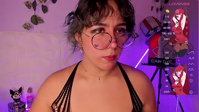 Ludovica6669 online show from 02/06/25, 06:56