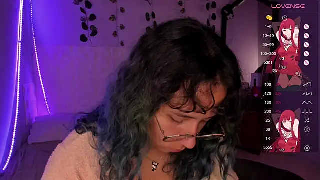 Ludovica6669 online show from 02/25/25, 01:52