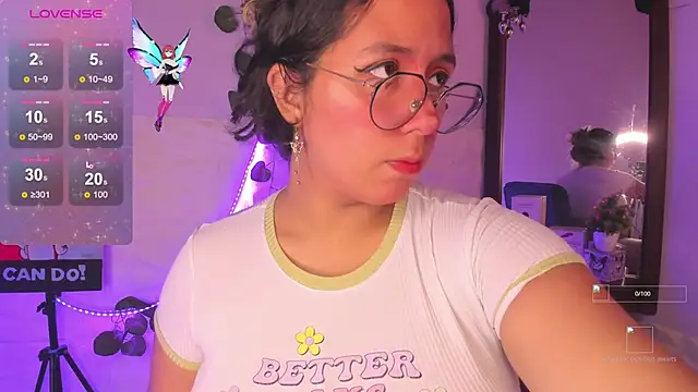 Snapshot of Ludovica6669 chatting on 11/18/25, 09:08 Ludovica6669 online show from 11/18/25, 09:08