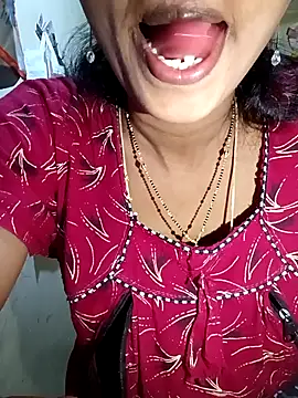 Snapshot of TeluguammayiMahi chatting on 11/22/25, 06:40 TeluguammayiMahi online show from 11/22/25, 06:40