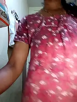 Snapshot of TeluguammayiMahi chatting on 12/04/25, 07:06 TeluguammayiMahi online show from 12/04/25, 07:06