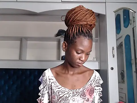 YoungDiva69 online show from 01/29/25, 08:04