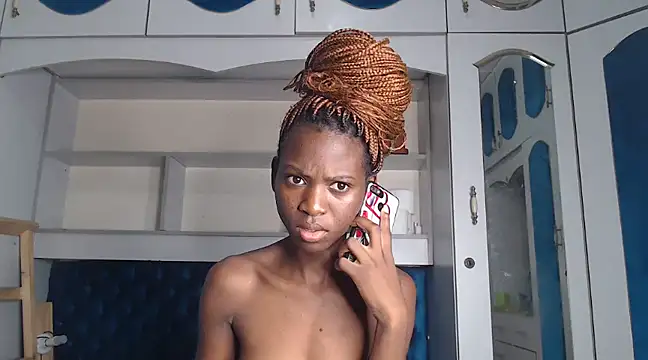 YoungDiva69 online show from 01/30/25, 07:26