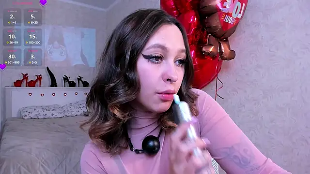 KarolineNeuer online show from 02/27/25, 11:04