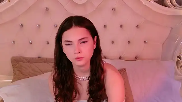 Snapshot of GIGI_DAV chatting on 11/04/25, 08:52 GIGI DAV online show from 11/04/25, 08:52