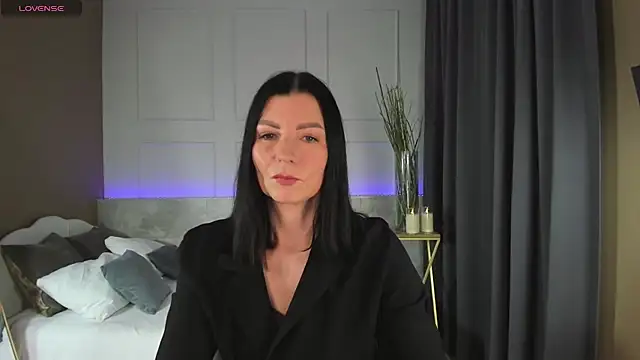 Snapshot of MonicaCheerful chatting on 01/28/25, 06:49 MonicaCheerful online show from 01/28/25, 06:49