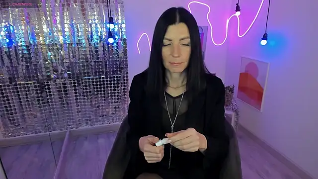 Snapshot of MonicaCheerful chatting on 02/08/25, 02:49 MonicaCheerful online show from 02/08/25, 02:49
