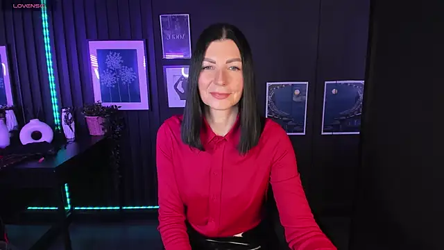 Snapshot of MonicaCheerful chatting on 02/09/25, 06:01 MonicaCheerful online show from 02/09/25, 06:01