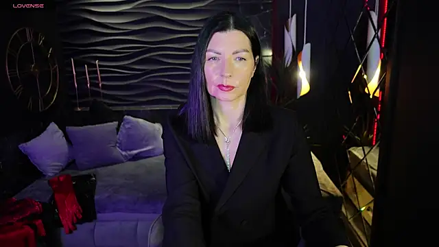 Snapshot of MonicaCheerful chatting on 02/19/25, 06:11 MonicaCheerful online show from 02/19/25, 06:11