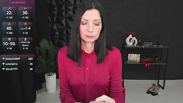 Snapshot of MonicaCheerful chatting on 03/01/25, 02:44 MonicaCheerful online show from 03/01/25, 02:44