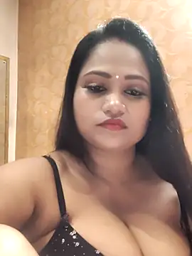Snapshot of hornysania123 chatting on 05/13/26, 04:04 hornysania123 online show from 05/13/26, 04:04