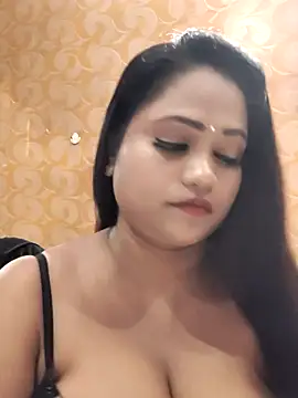 Snapshot of hornysania123 chatting on 06/10/26, 04:39 hornysania123 online show from 06/10/26, 04:39