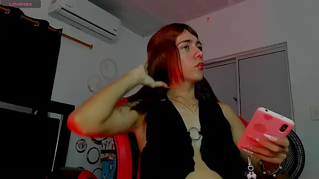 Nicol TransGirl online show from 12/18/25, 03:12