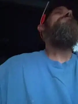 Snapshot of SUCKMEDEEP69 chatting on 09/23/25, 11:13 SUCKMEDEEP69 online show from 09/23/25, 11:13