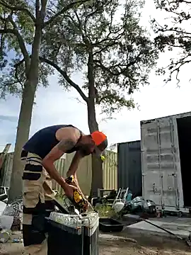 Snapshot of SUCKMEDEEP69 chatting on 10/04/25, 03:54 SUCKMEDEEP69 online show from 10/04/25, 03:54