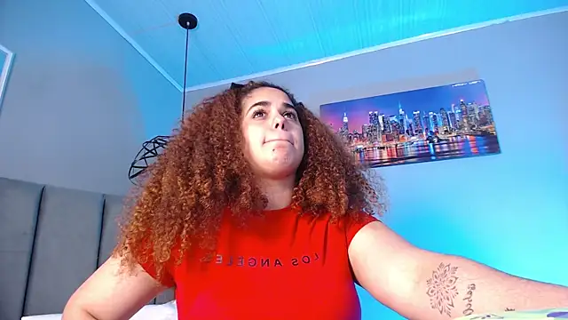 Snapshot of ninna_curly chatting on 11/27/25, 10:34 ninna curly online show from 11/27/25, 10:34