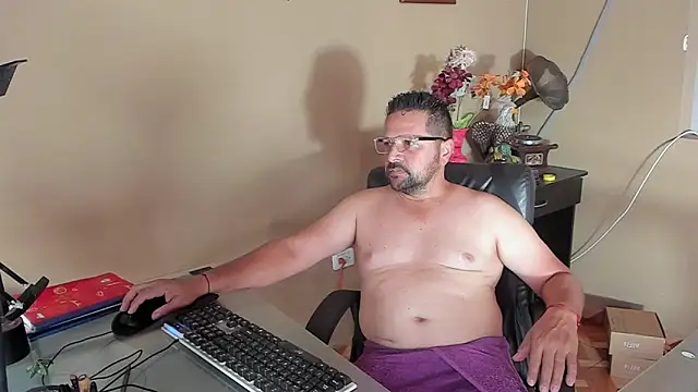 Daniel 08 8 online show from 10/12/25, 08:41