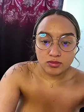 Snapshot of Iam_Cassi chatting on 02/16/25, 03:48 Iam Cassi online show from 02/16/25, 03:48