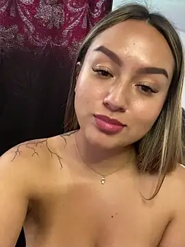 Snapshot of Iam_Cassi chatting on 02/25/25, 08:30 Iam Cassi online show from 02/25/25, 08:30