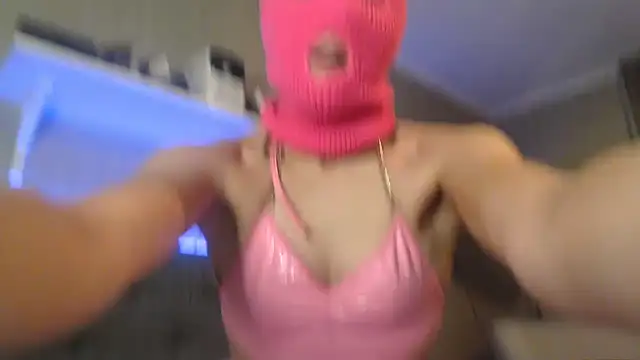 Snapshot of nsotchey chatting on 09/14/25, 04:33 nsotchey online show from 09/14/25, 04:33