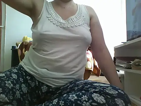 Snapshot of MatureMerisa chatting on 02/24/25, 12:48 MatureMerisa online show from 02/24/25, 12:48
