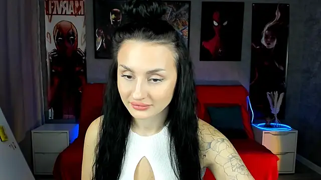 EmiliaBeynard online show from 02/05/25, 05:09