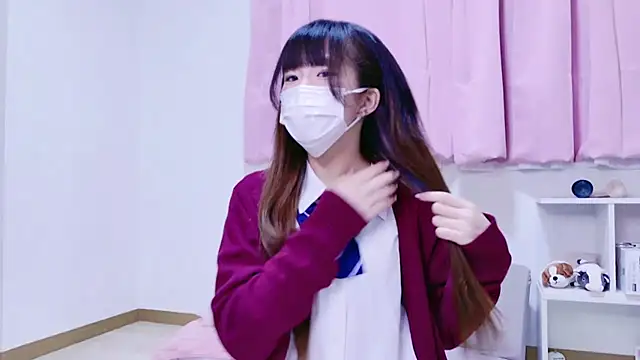 Snapshot of CIEL_514 chatting on 10/21/25, 12:06 CIEL 514 online show from 10/21/25, 12:06