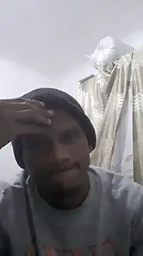 Snapshot of diablok1705 chatting on 10/02/25, 12:28 diablok1705 online show from 10/02/25, 12:28