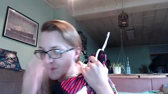 Snapshot of Astrid-Gilbert chatting on 01/30/25, 08:22 Astrid-Gilbert online show from 01/30/25, 08:22