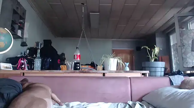 Snapshot of Astrid-Gilbert chatting on 02/21/25, 07:56 Astrid-Gilbert online show from 02/21/25, 07:56