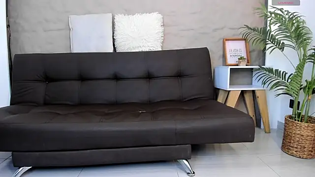 Shanntal  online show from 03/10/25, 06:56