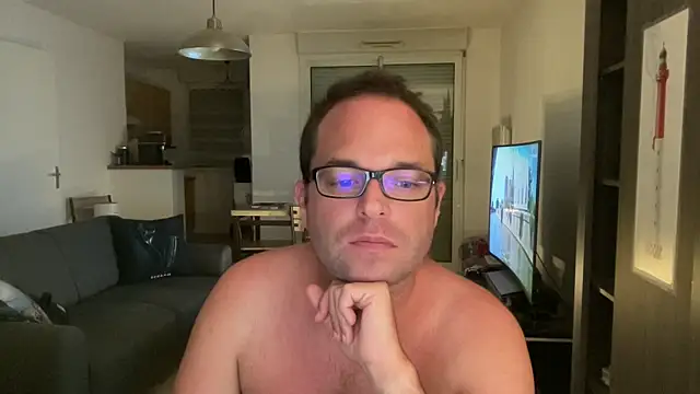 Funnyjul31 online show from 06/19/26, 04:33