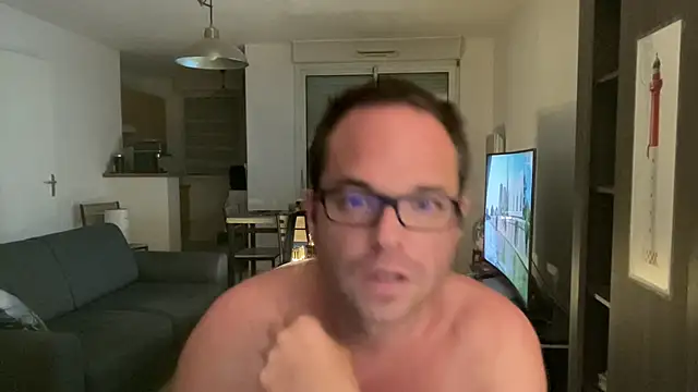 Funnyjul31 online show from 06/24/26, 04:50