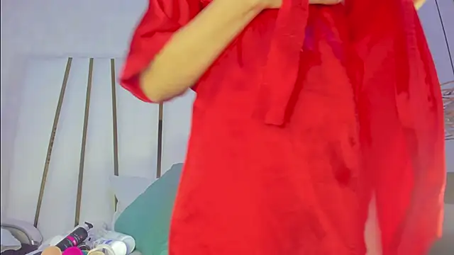 Snapshot of violet_gray_ chatting on 10/31/25, 10:05 violet gray online show from 10/31/25, 10:05