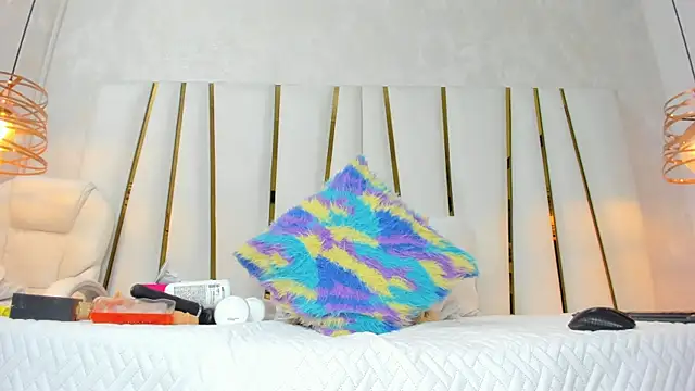violet gray  online show from 07/27/26, 11:28