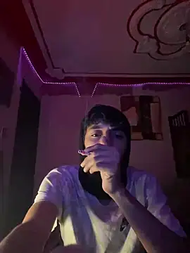 Skinny high online show from 02/05/25, 04:16