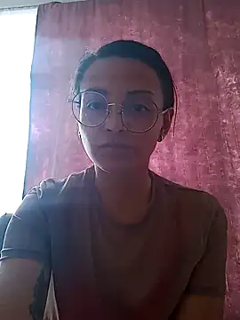 Snapshot of bri_ali chatting on 01/30/25, 03:29 bri ali online show from 01/30/25, 03:29