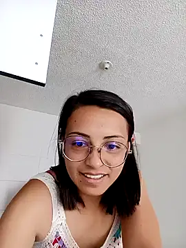 Snapshot of bri_ali chatting on 02/12/25, 03:16 bri ali online show from 02/12/25, 03:16