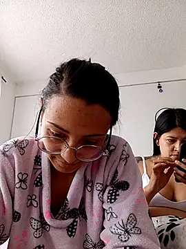 Snapshot of bri_ali chatting on 02/16/25, 04:21 bri ali online show from 02/16/25, 04:21