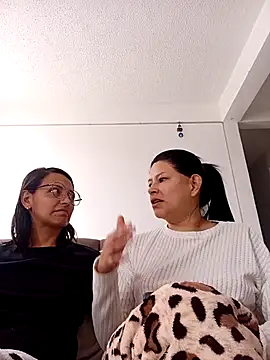 Snapshot of bri_ali chatting on 02/19/25, 04:55 bri ali online show from 02/19/25, 04:55