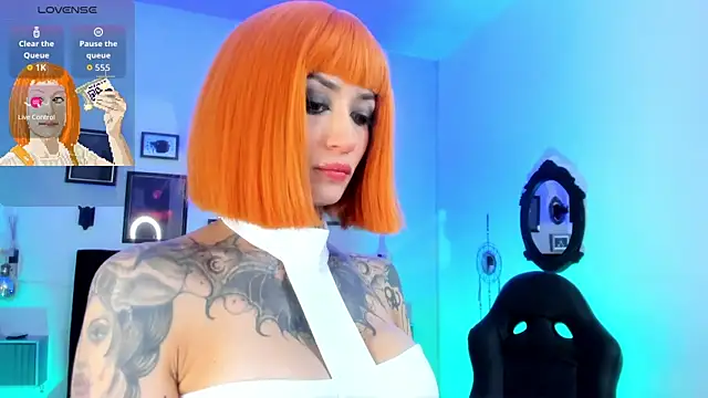 IsisRaichuu  online show from 09/26/25, 08:35