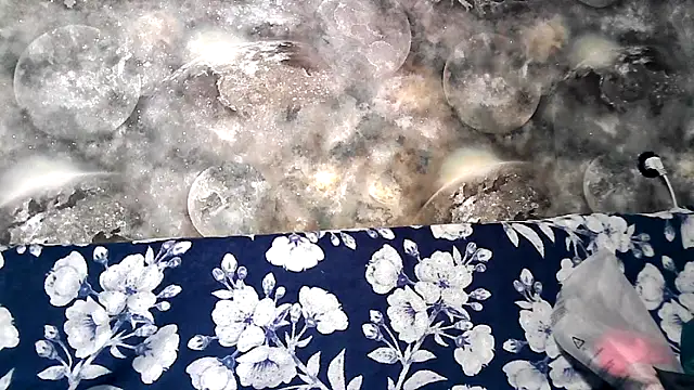 Snapshot of Misssweet_s chatting on 09/25/25, 05:22 Misssweet s online show from 09/25/25, 05:22