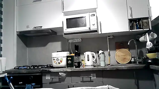 Snapshot of Misssweet_s chatting on 10/08/25, 04:21 Misssweet s online show from 10/08/25, 04:21