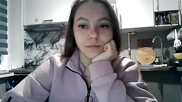 Snapshot of Misssweet_s chatting on 10/09/25, 05:38 Misssweet s online show from 10/09/25, 05:38