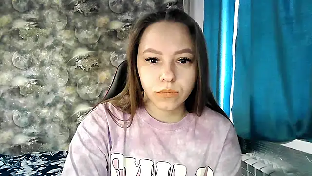Snapshot of Misssweet_s chatting on 04/12/26, 06:51 Misssweet s online show from 04/12/26, 06:51