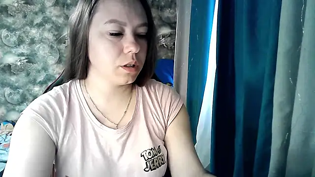 Snapshot of Misssweet_s chatting on 06/13/26, 04:10 Misssweet s online show from 06/13/26, 04:10