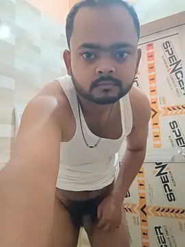 guavam65 online show from 06/30/26, 07:37